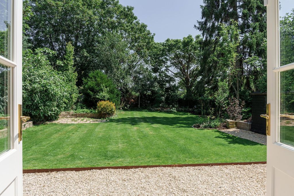 Property photo 3 of 30