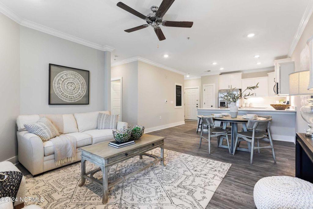 Property photo 3 of 24 <Alttext/>