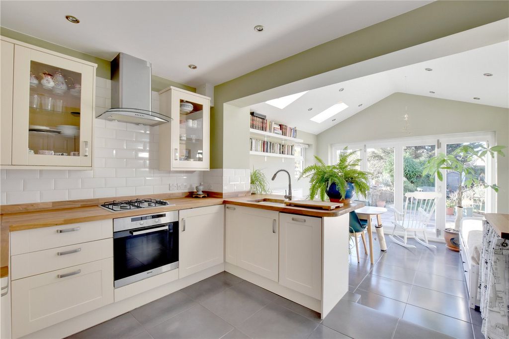 Property photo 1 of 21 Picture No. 01