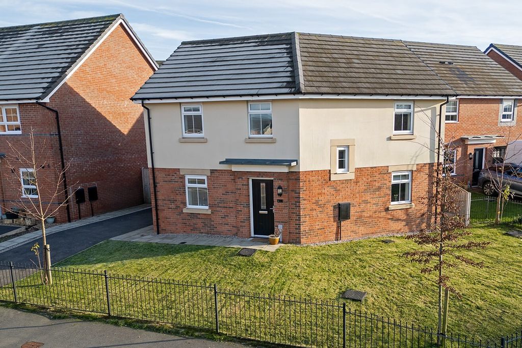 Property photo 1 of 20 3857962