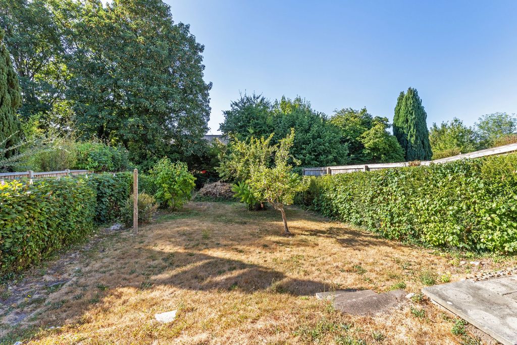Property photo 3 of 13