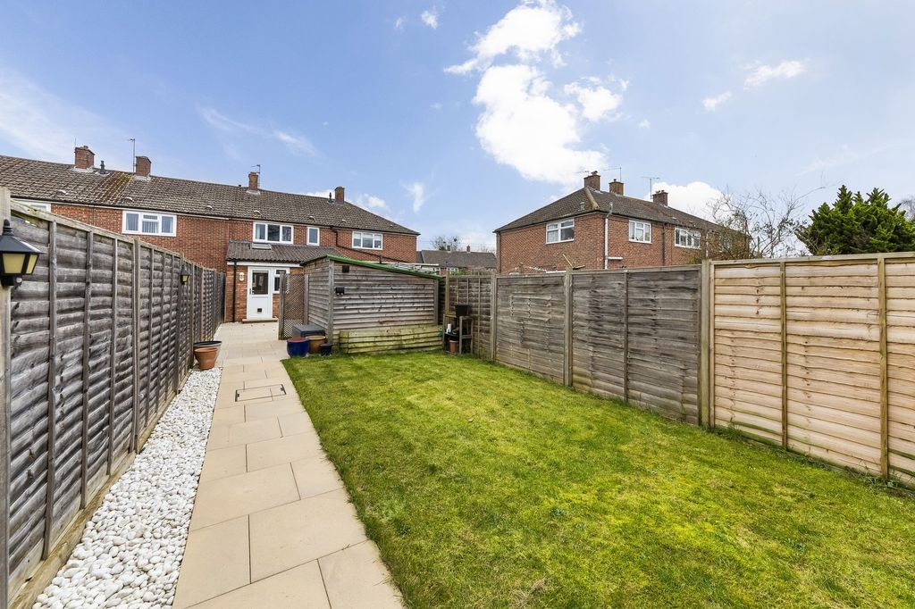 Property photo 2 of 21