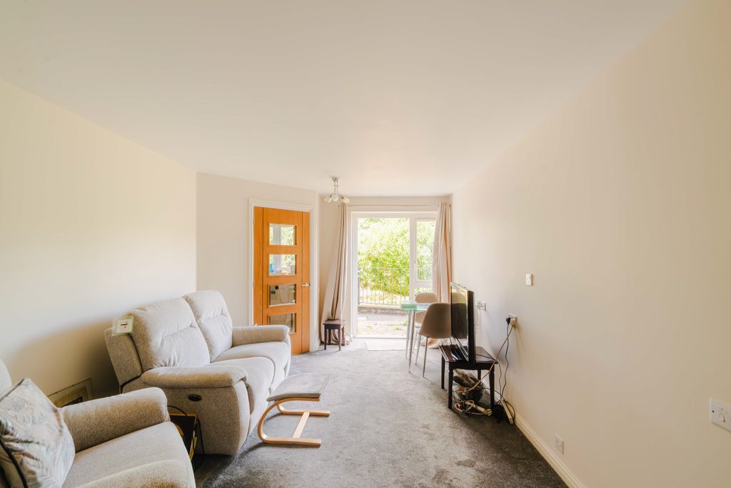 Property photo 3 of 14 3