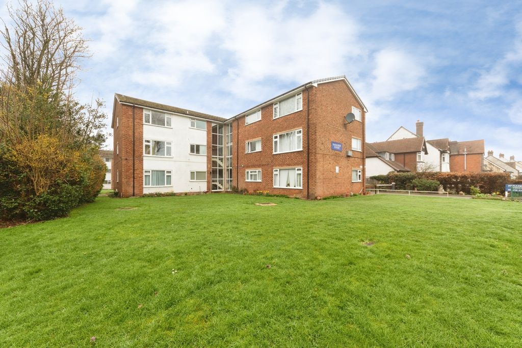 Property photo 1 of 17 Pbox-Img.Jpg