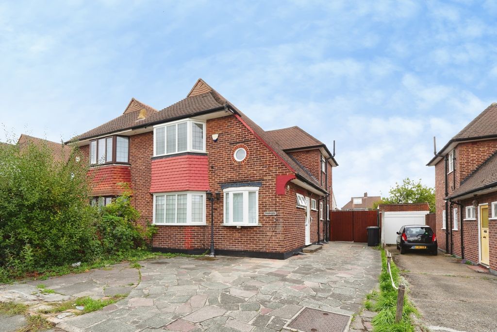 Property photo 1 of 16 Pbox-Img.Jpg