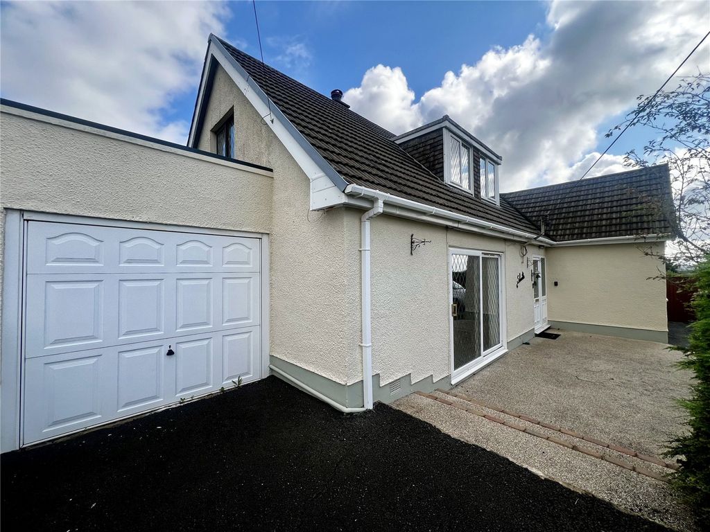 Property photo 3 of 25 Picture No. 23
