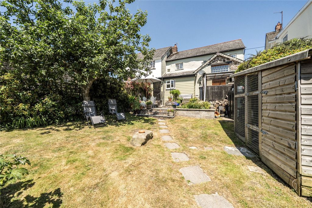 Property photo 1 of 15 Picture No. 10