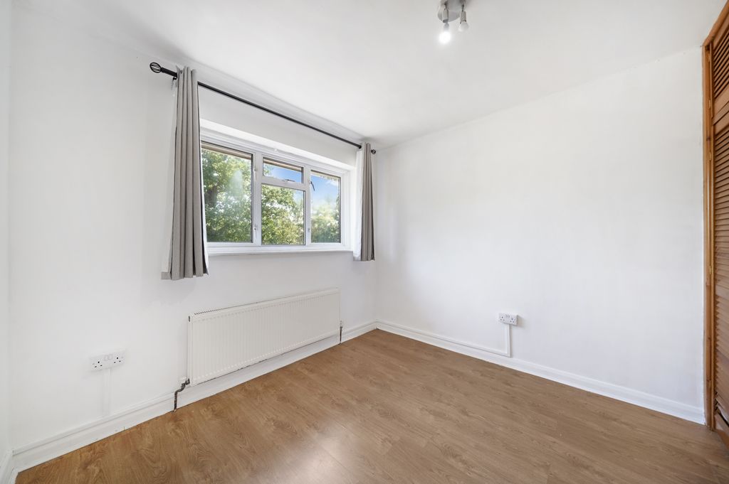 Property photo 2 of 15 Gallery