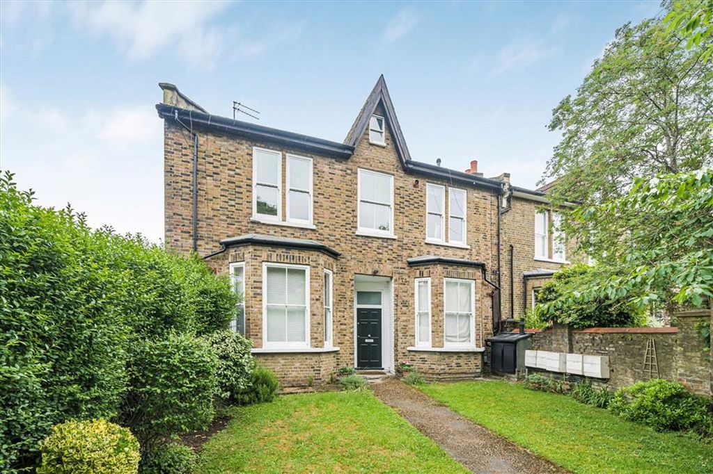 Property photo 1 of 8