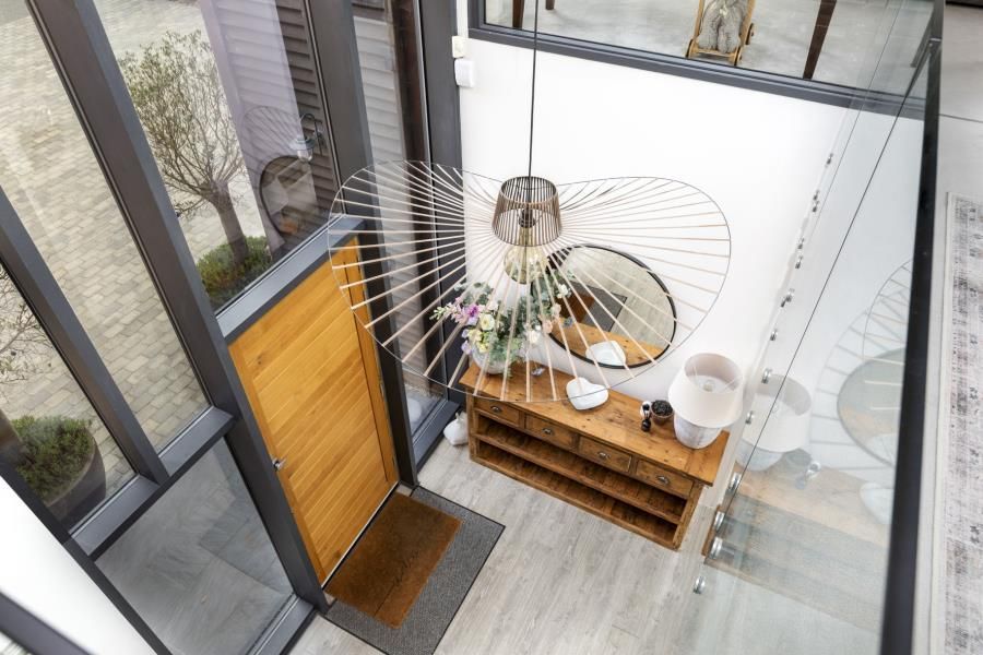 Property photo 3 of 25