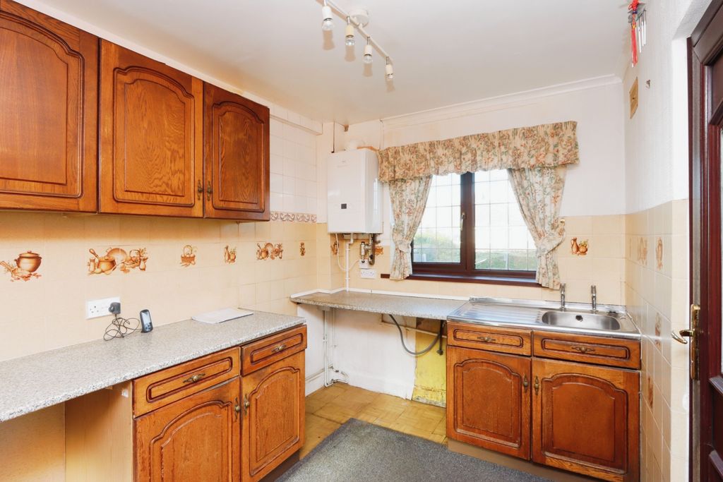 Property photo 3 of 17 Photography