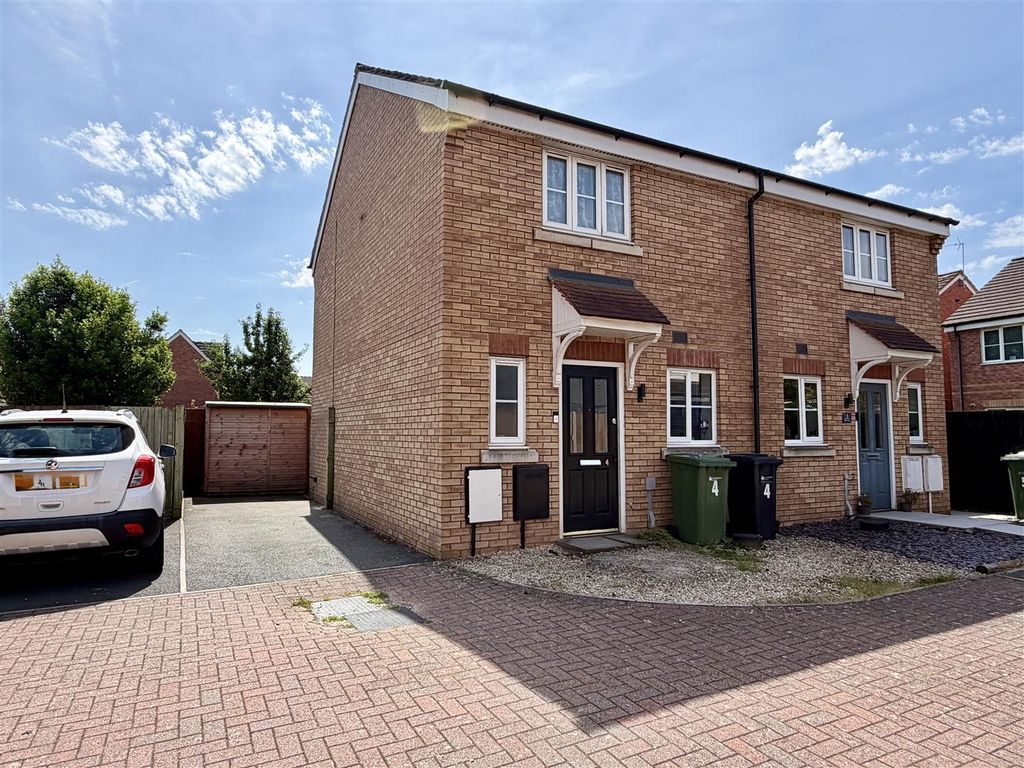 Property photo 1 of 17 Outside
