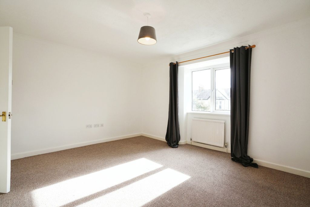 Property photo 3 of 17 Photography
