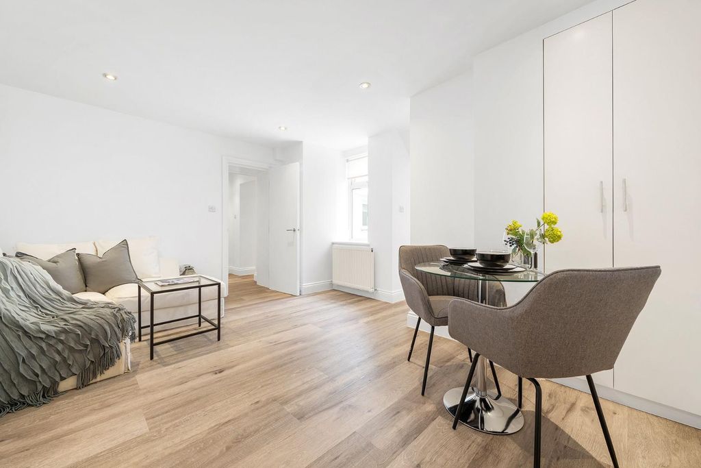 Property photo 1 of 12 Reception (2).Jpg