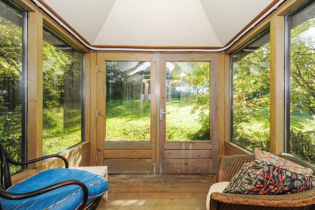 Property photo 2 of 8 Garden Room