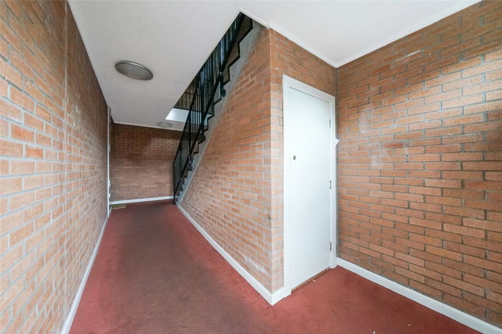 Property photo 2 of 22 Picture No. 02