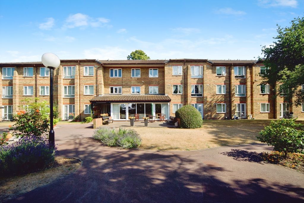 Property photo 1 of 15 Photo