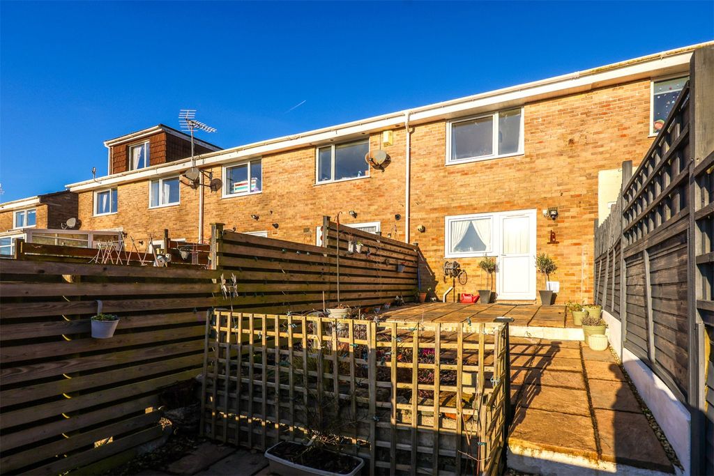 Property photo 1 of 10 Picture No. 12