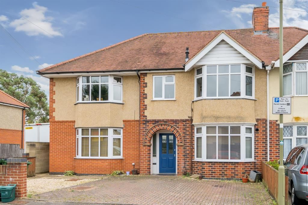 Property photo 1 of 8 Front Aspect