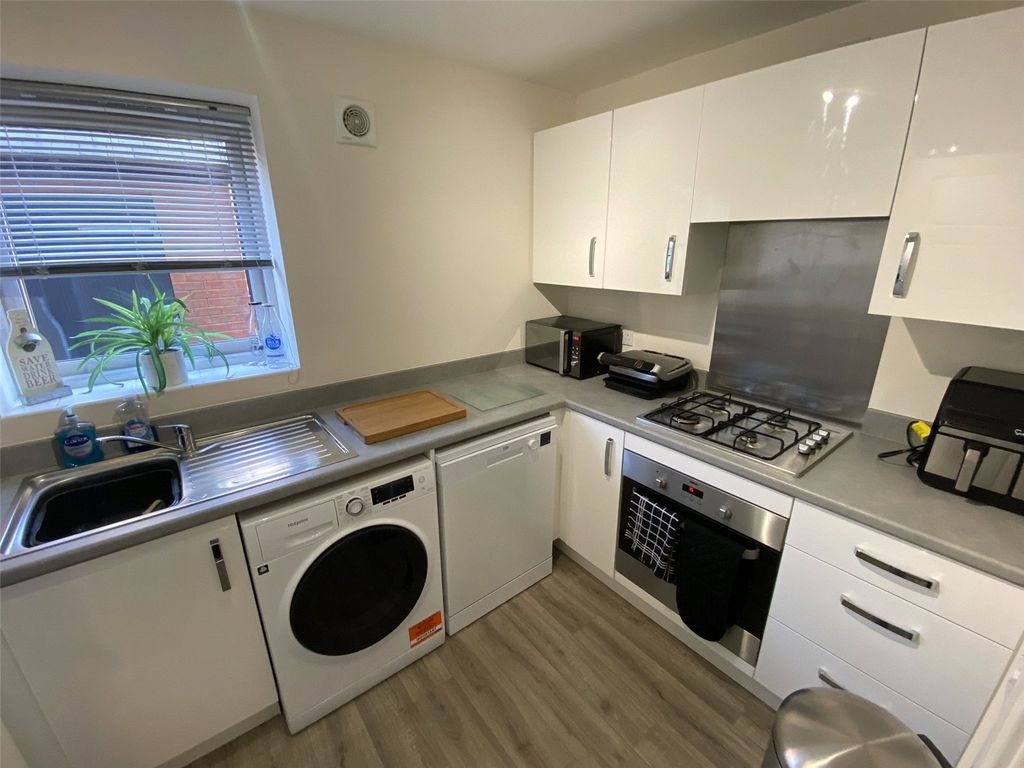 Property photo 2 of 13 Picture No. 03
