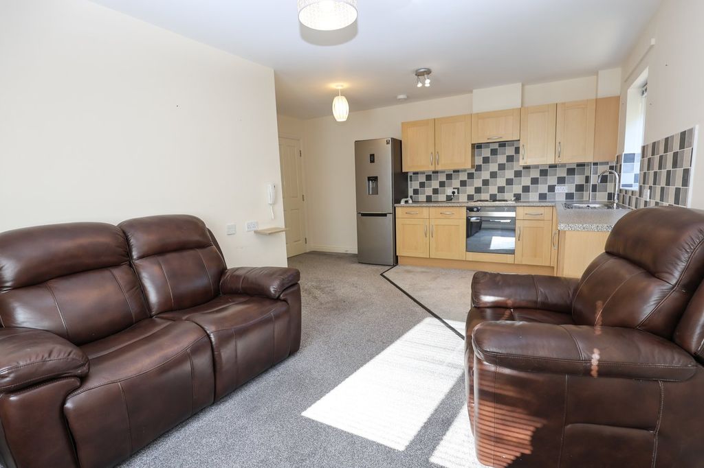 Property photo 2 of 11 Open Plan Living Kitchen