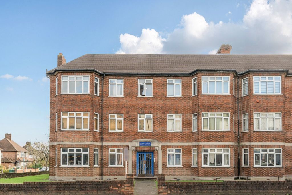 Property photo 3 of 14 Picture No. 14