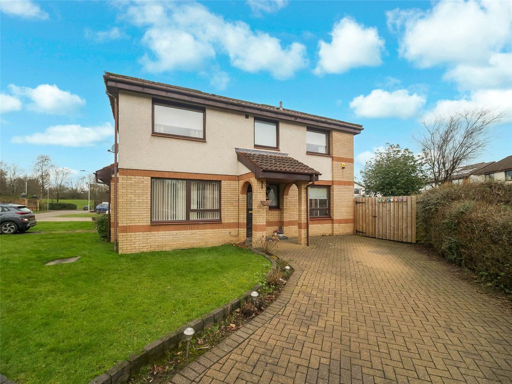 Property photo 1 of 21 Front