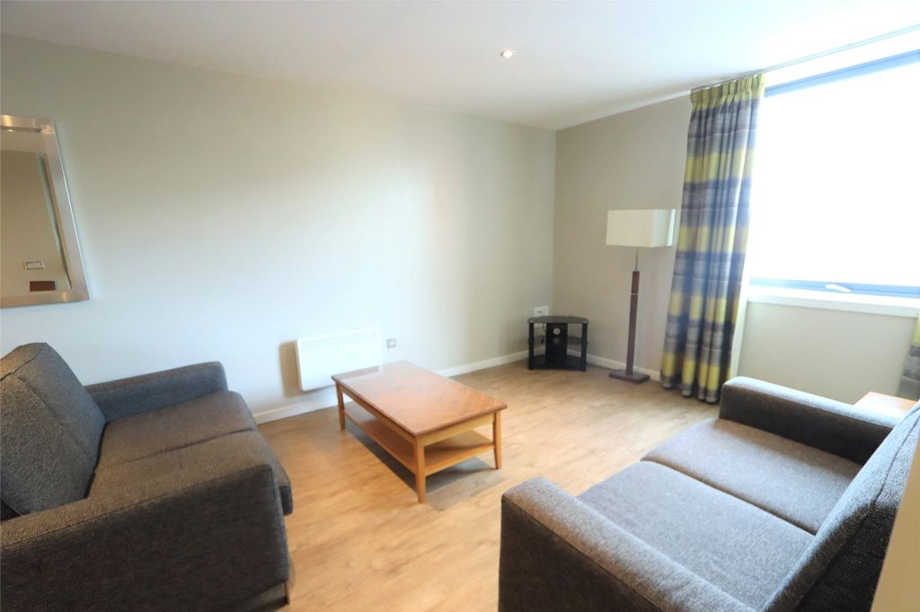 Property photo 1 of 6 Picture No. 06