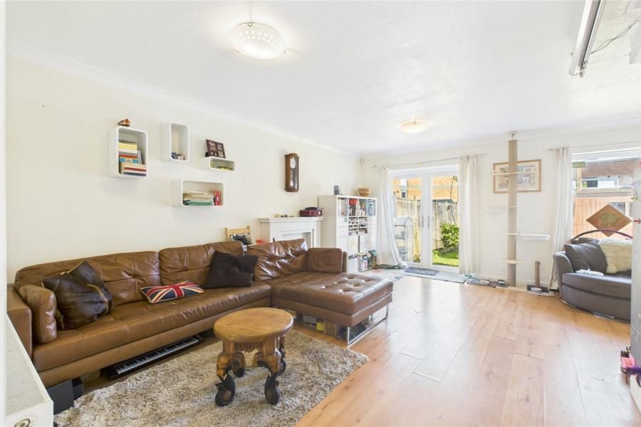 Property photo 2 of 11