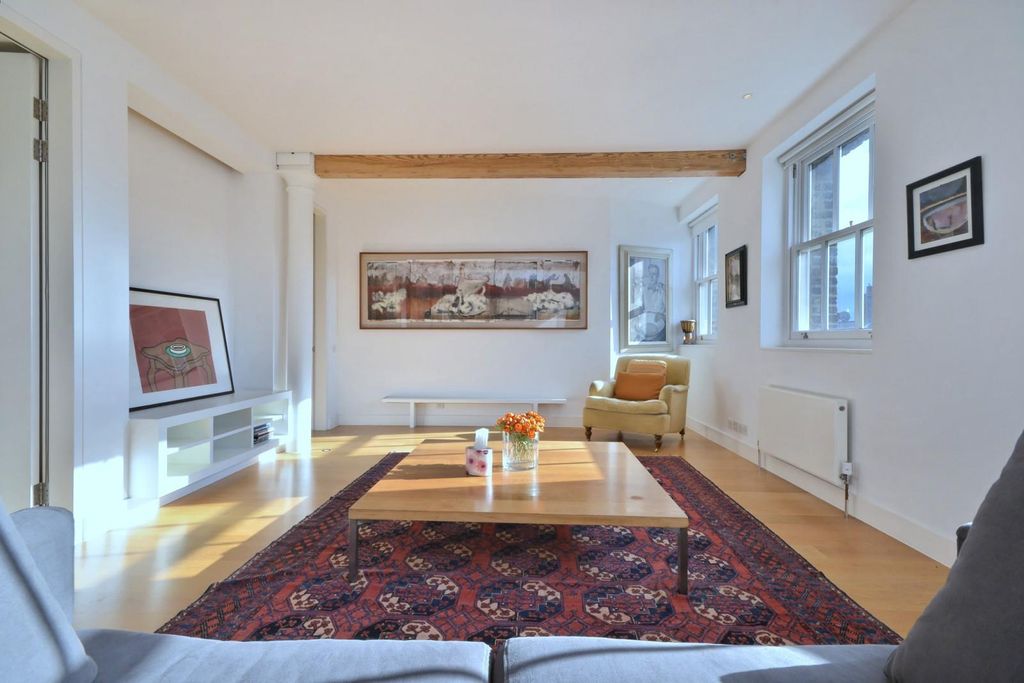 Property photo 2 of 14 Image