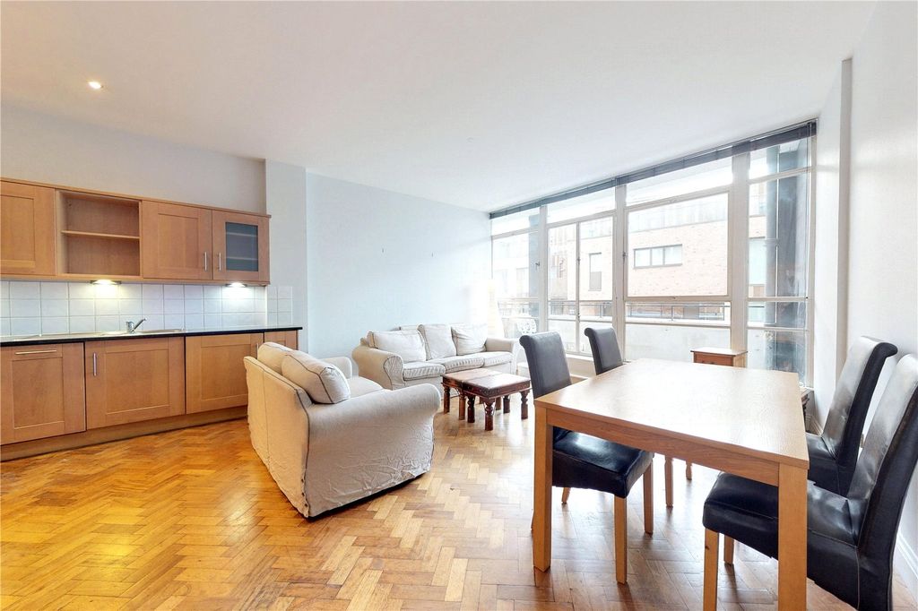 Property photo 1 of 17 Reception Room