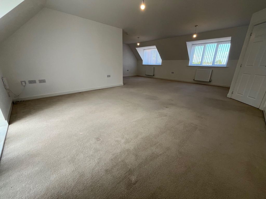 Property photo 3 of 13 Photograph 3