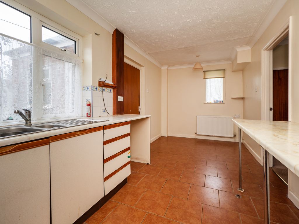 Property photo 3 of 12 58Sculthorperoad-23
