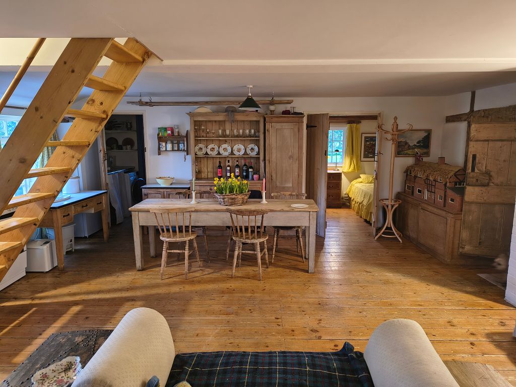 Property photo 3 of 9