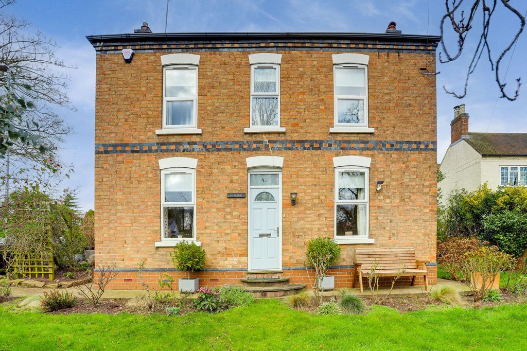 Property photo 1 of 29