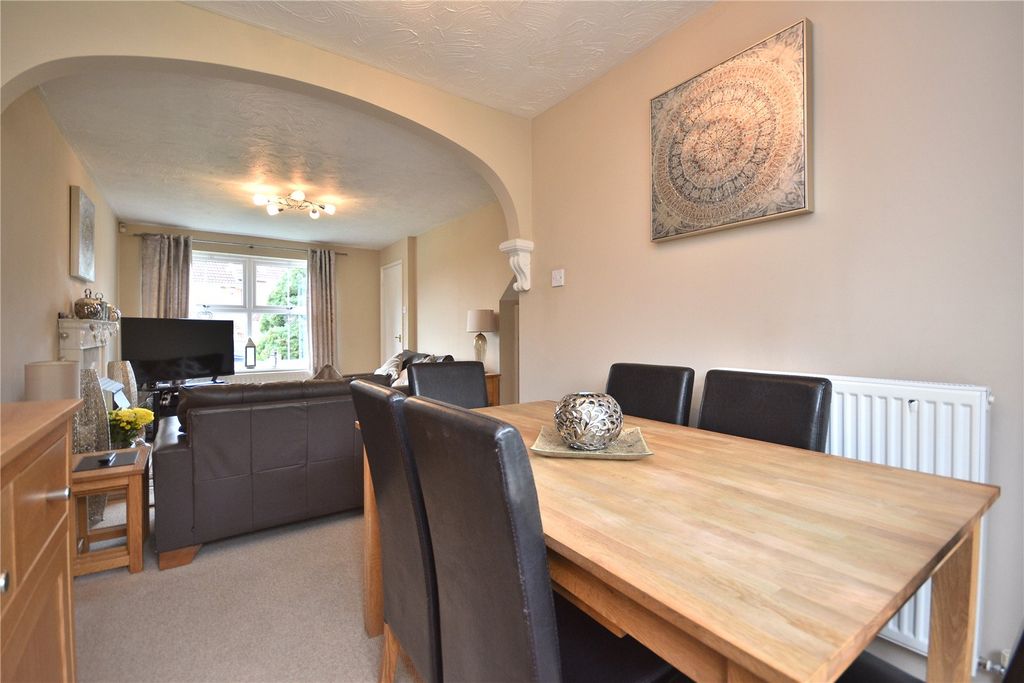 Property photo 3 of 18 Picture No. 10