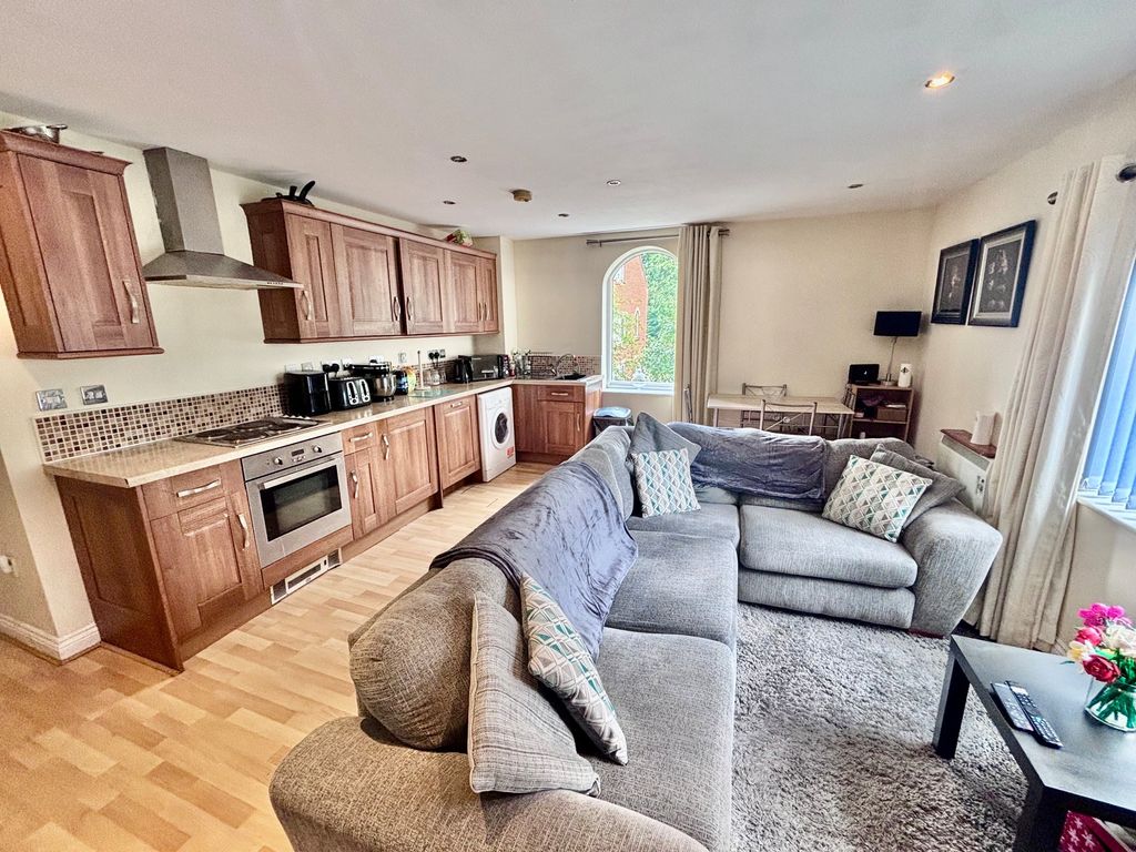 Property photo 2 of 5
