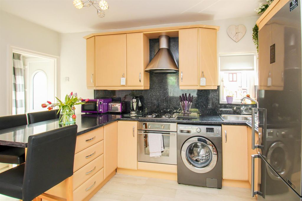 Property photo 3 of 8 Open Plan Lounge Kitchen Diner