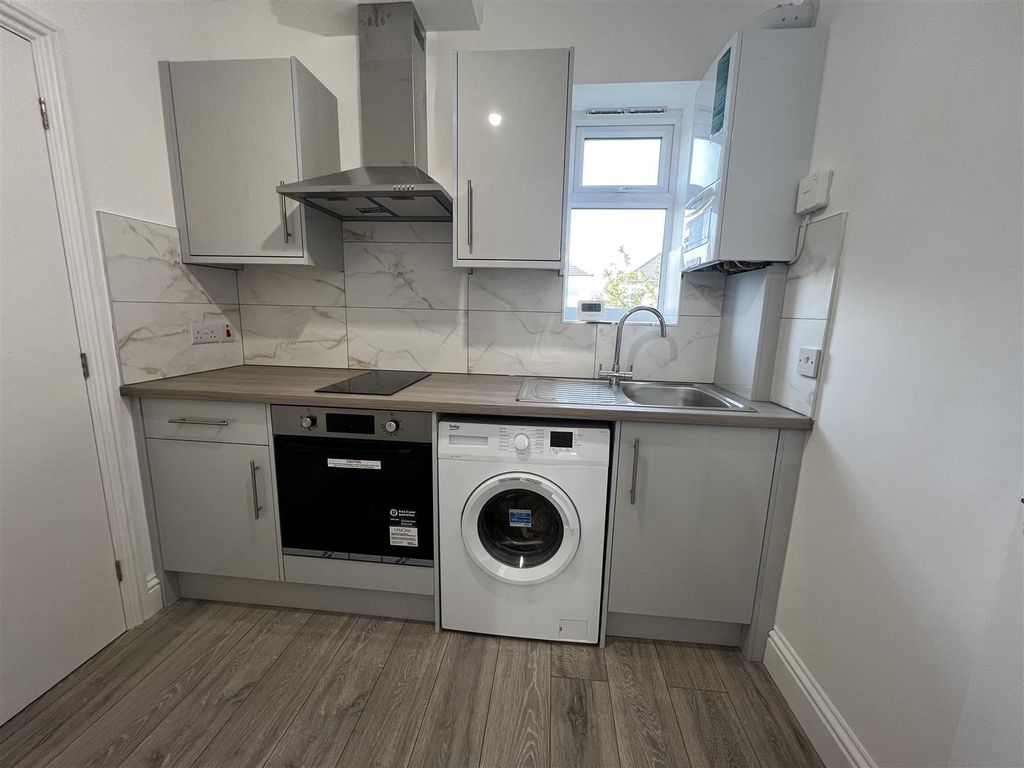 Property photo 2 of 6 Heron33.Jpg