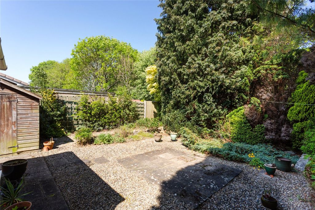 Property photo 3 of 10 Photos