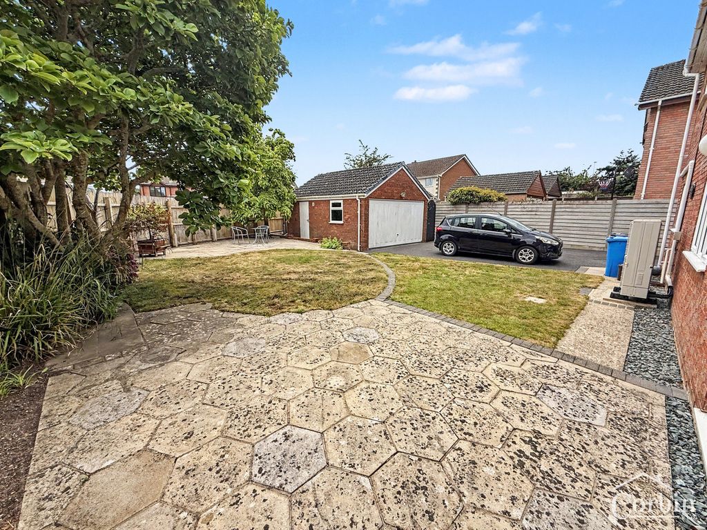 Property photo 3 of 26