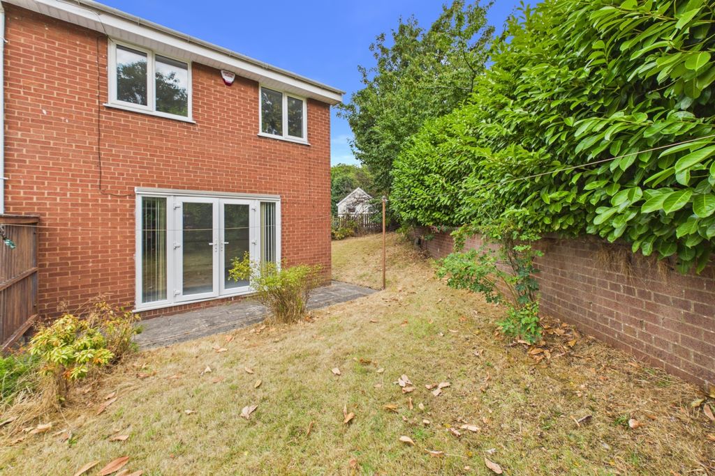 Property photo 1 of 20 External