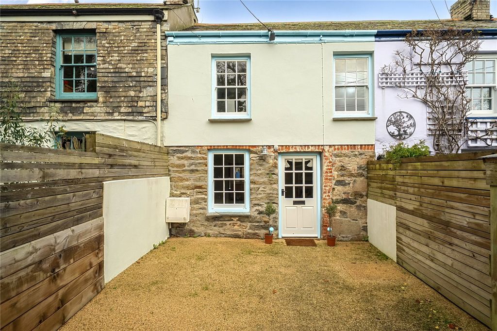 Property photo 2 of 18 Picture No. 05