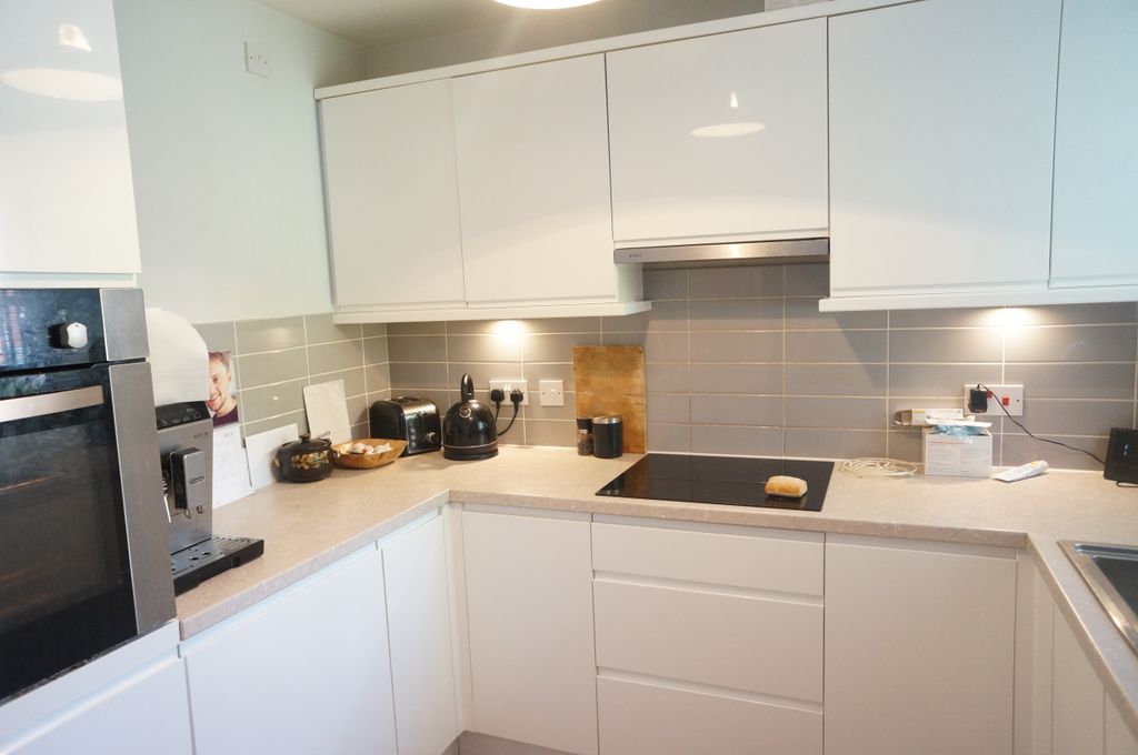 Property photo 2 of 5