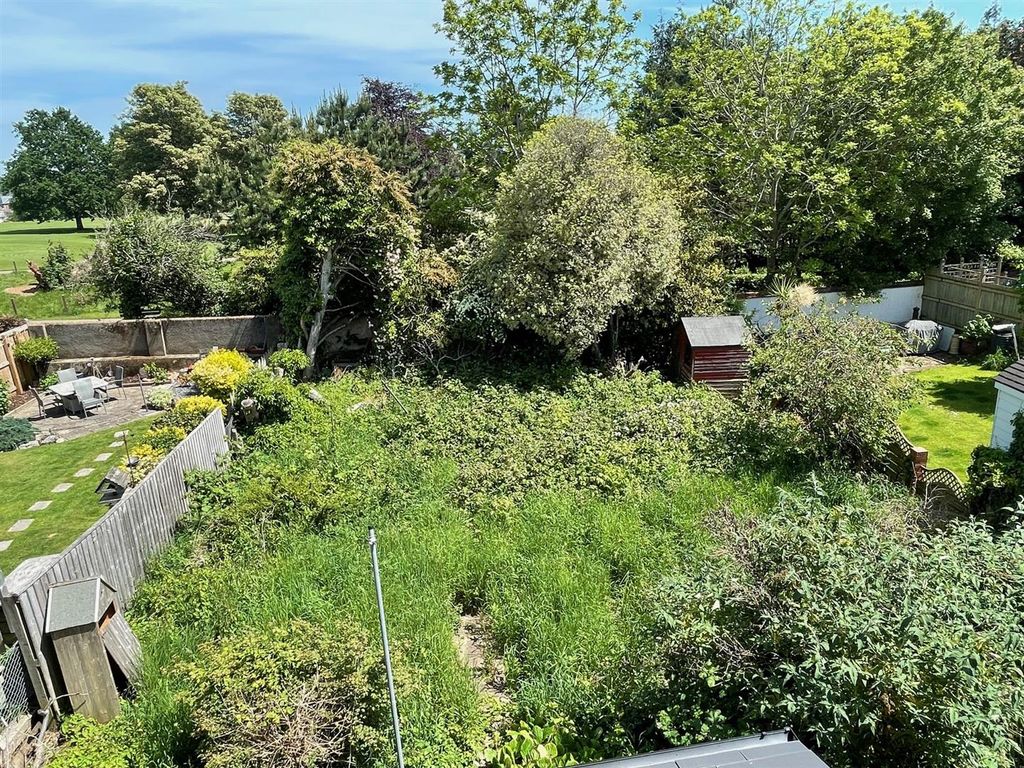 Property photo 2 of 22 Rear Garden