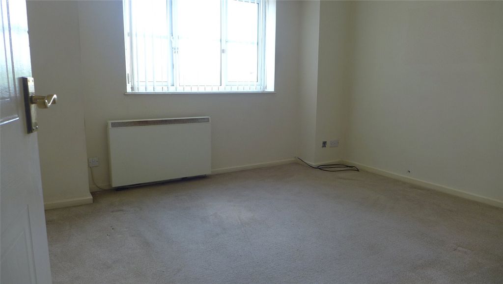 Property photo 2 of 6 Picture No. 01