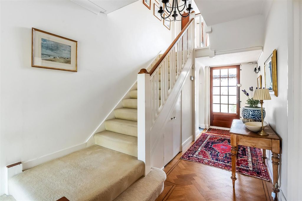 Property photo 2 of 31 100-Sandy-Lane-28.Jpg