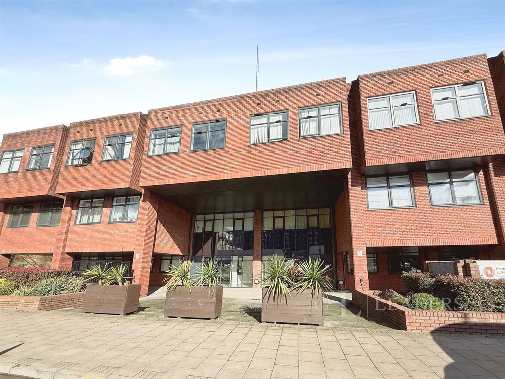 Property photo 1 of 7 Picture No. 05