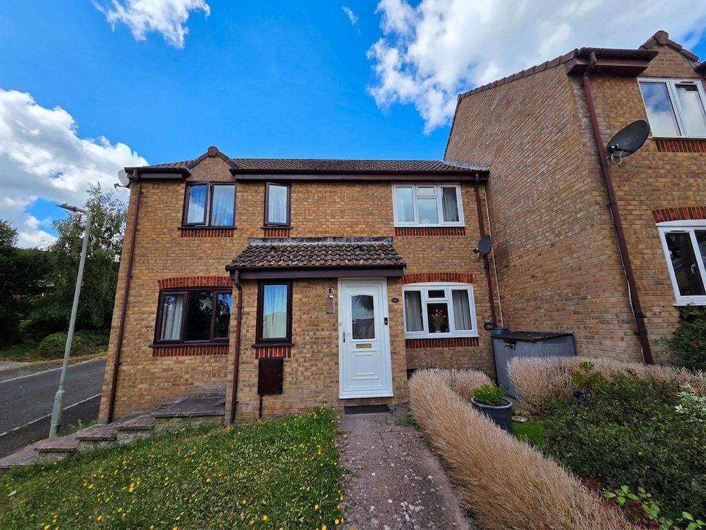 Property photo 1 of 9