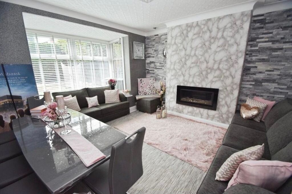 Property photo 2 of 19 Photograph 13